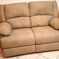 Divano 2 posti con recliner elettrico