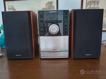 Stereo Sony CMT-EH10 casse e  telecomando.  CD  ok