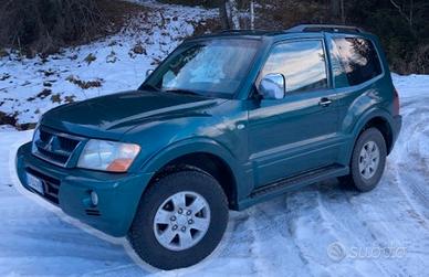 Mitsubishi Pajero 3200