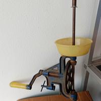 Padella con manico anni 40 E lava bottiglie anni 6