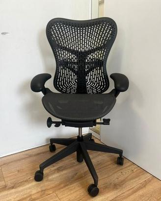 Herman Miller Mirra 2 ricondizionato