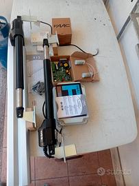 automatismo a pistoni FAAC