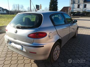 alfa romeo 147 1.6 ts 2002