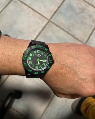 Orologio mondia intrepido