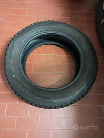 Pneumatici Pirelli invernali 185/60 R15 88T