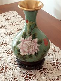 Vaso cinese in smalto verde decori floreali