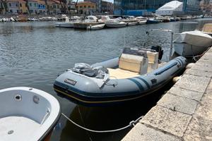 Gommone MT 5,8 più ormeggio