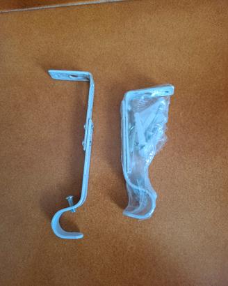 Supporti per tende a parete