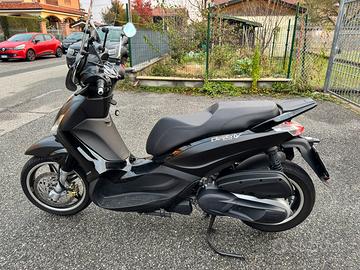 Piaggio Beverly 350 Police ABS