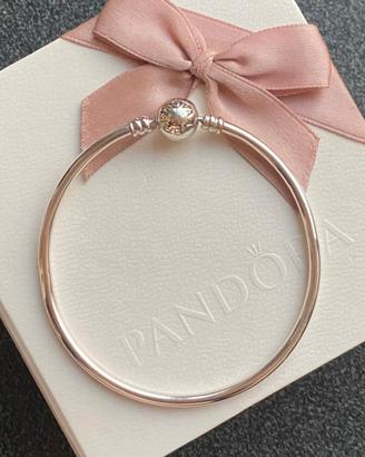 Bracciale pandora con chiusura a sfera
