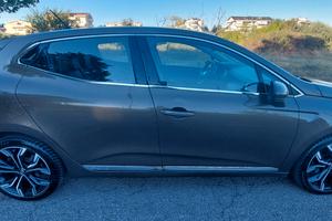 CLIO TCE 1,0 BENZINA 75 CV NAVIGATORE SENSORI RETR