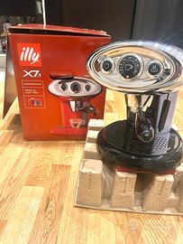Macchinetta caffè Illy