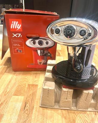 Macchinetta caffè Illy