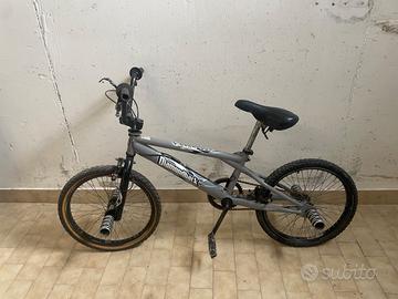 Bicicletta bmx professonale