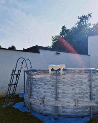 Piscina bestway con oblo 4.27x2,50x1 f