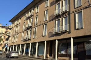 Negozio in viale Margherita