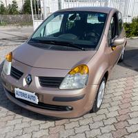 Renault Modus 1.5 dCi 82CV Luxe Privilège