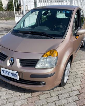 Renault Modus 1.5 dCi 82CV Luxe Privilège