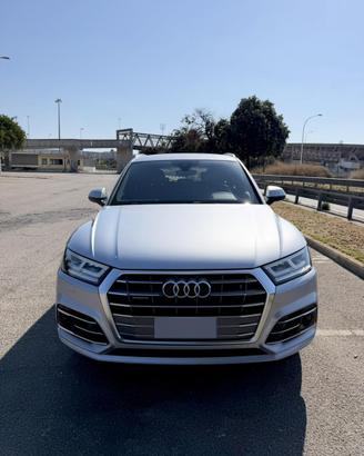 AUDI Q5 S-Line