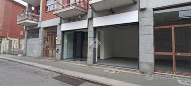 NEGOZIO A MONCALIERI