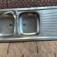 Lavello in acciaio inox