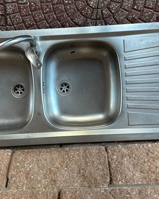 Lavello in acciaio inox