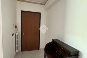 2 LOCALI A AVELLINO