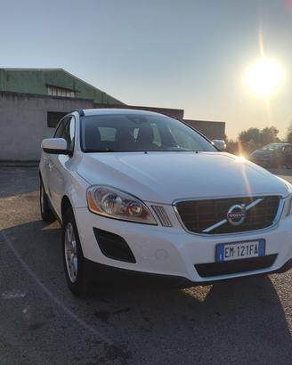 Volvo XC 60 XC60 2.4 D 163 CV AWD Geartronic