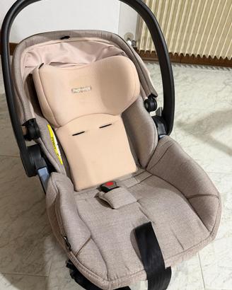 Seggiolino auto Peg-Perego più isofix