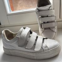 Sneakers in pelle di vacca national standars