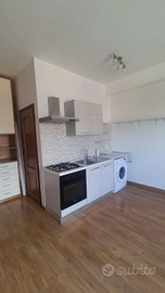 Monolocale di pregio mq35 più balcone zona Galilei