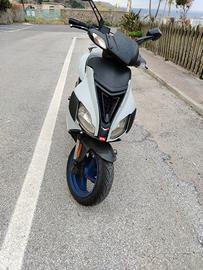 Aprilia sr 50
