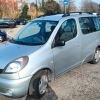 TOYOTA Yaris Verso 1.3 16V