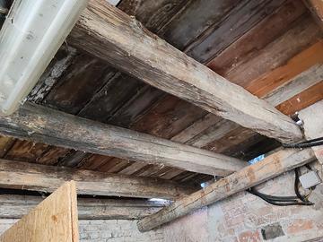 travi in legno antiche 