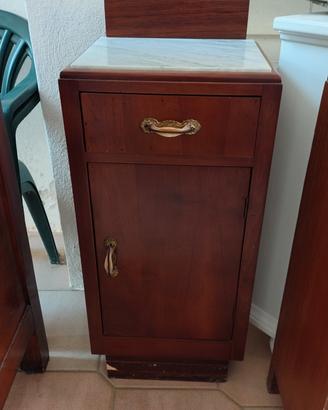 Coppia di comodini vintage in legno 