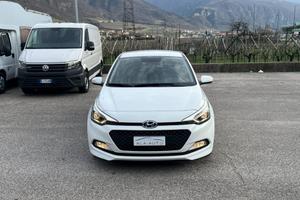 HYUNDAI i20 1.2 84 CV 5 porte Classic