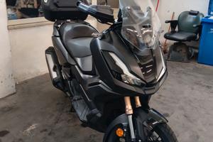 Adv 350 black edition-ABS-Perfette condizioni