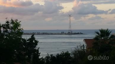 Splendida villa sullo stretto di Messina