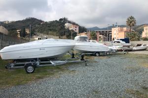 Rimessaggio coperto e scoperto barche Albisola