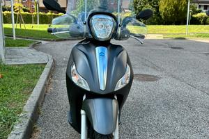 Piaggio Medley 125