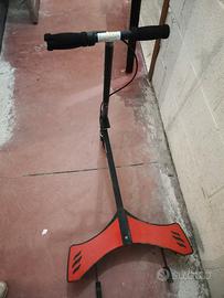 RAZOR POWERWING MONOPATTINO