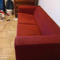 tavolo, sedie+divano tre posti 