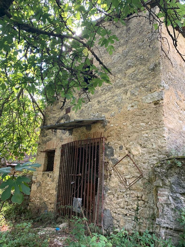 Terreno agricolo e casale - Vista 4