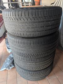 gomme Continental 235/55/17