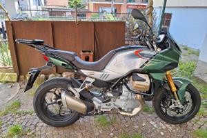 Moto Guzzi V100 - 2023