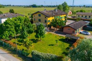 CASA SEMINDIPENDENTE A SOLIERA