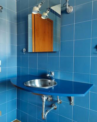 Top Lavabo Sospeso Blu Avio 100cm + Rubinetto