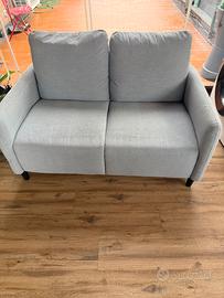 Divano  2 posti