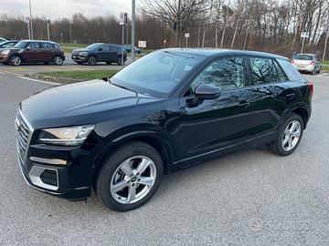 Audi Q2 1.6 TDI*Automatik*Cerchi*Solo 1280000km