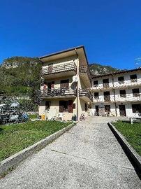 Immobile in asta di 92 m² con 4 locali a Bordano
